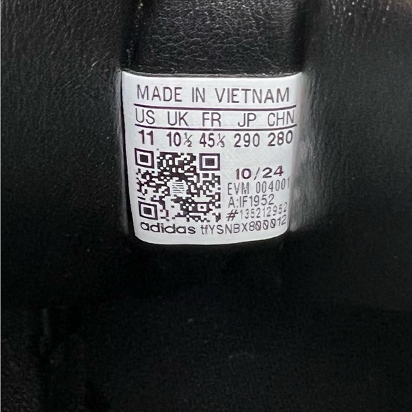 Adidas Samba Black and White Men's Shoes - Picture 8 of 11